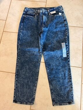 NWT Old Navy Women’s Acid Wash Blue Straight Jeans